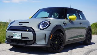 2022 MINI Cooper SE Review The Right Way To Go Electric [upl. by Lynda287]