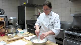 Cooking How to cut butter into flour [upl. by Konstanze]