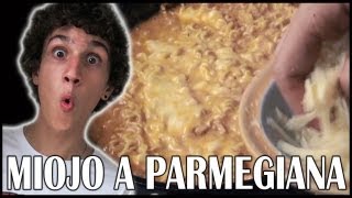 DÁ PRA 20 COMER  Miojo a Parmegiana [upl. by Berny]