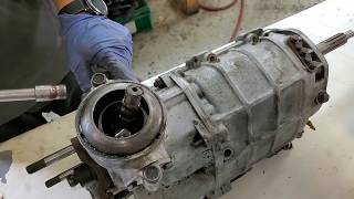 Alfa Romeo transmission rebuild [upl. by Brinna]