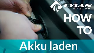 Akku laden  How To [upl. by Eecart754]