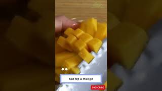 How To Cut Up A Mango [upl. by Carn]