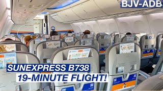 4K TRIP REPORT  19MINUTE DOMESTIC FLIGHT  SUNEXPRESS Bodrum  Izmir  Boeing B737800 SunEco [upl. by Nylireg]