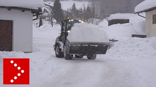 Alto Adige nevica senza sosta Predoi 14 gennaio 2019 [upl. by Attirb]