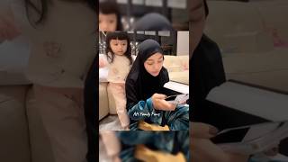 Ameena kepo sama harga Kue yg dibeli mama nur mahal banget katanya ameena attahalilintar aurel [upl. by Lirrad]