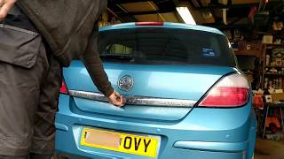 Astra H  Rear hatch wont open Fixed [upl. by Laleb673]