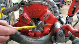 How to thread pipe on a Ridgid 300 [upl. by Orel]