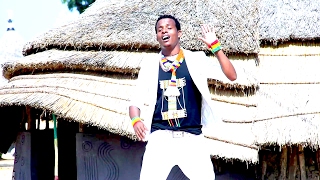 Asne Abate  Maleማሌ  New Ethiopian Music 2017Official Video [upl. by Agustin256]