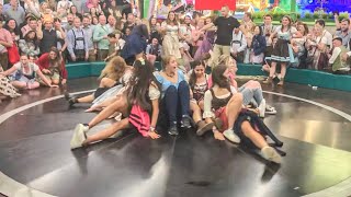 Teufelsrad Damen Fahrt Oktoberfest 2019  Wiesn München Girls Ride  Devils Wheel Fahrgeschäft [upl. by Agnes399]