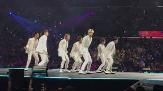 ATEEZ “WAVE” KCON LA 2019 Fancam [upl. by Elbag360]