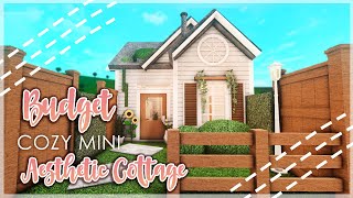 No Gamepass 16k Budget Cozy Mini Aesthetic Cottage Speedbuild and Tour  iTapixca Builds [upl. by Siraval]