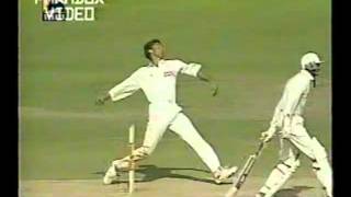 Shoaib Akhtar Unplayable Fast Bowling at Kolkata test 1999 [upl. by Adnalue]