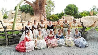 Las candidatas a Fallera Mayor de València 2018 visitan BIOPARC [upl. by Aicila]