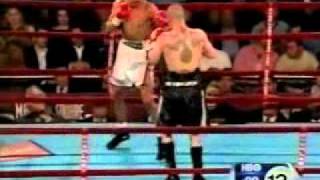 Johnny Tapia vs Manuel Medina  44 [upl. by Anne-Corinne440]