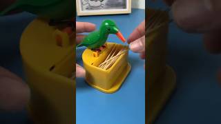 quotAutomatic Bird Toothpick Holder 🐦 quot smartgadgets shorts [upl. by Gisser]