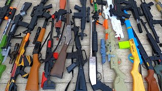 A Lot of Toy Rifles Realistic Rifles  Toy Weapons [upl. by Puett271]