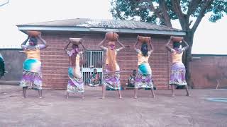 la CULTURE CAMEROUNAISE en DANSE [upl. by Moe987]