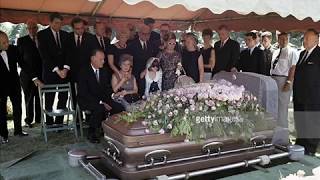 JAYNE MANSFIELD FUNERAL [upl. by Gold]