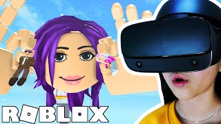 Kate enters a Roblox VR World 🥽 [upl. by Eonak]