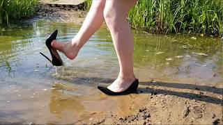 louboutin in mud high heels in mud abused shoes ruined heels lost shoe in mud  46 [upl. by Siul20]