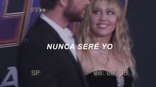 Never be me  Miley Cyrus Traducida al Español [upl. by Nannoc]