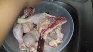 apprendre a cuisiner des Cuisse de poulet [upl. by Ruthanne]