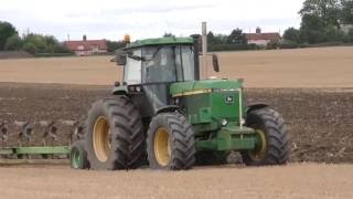 Restored John Deere 55 Combine in Illinois [upl. by Yblehs466]