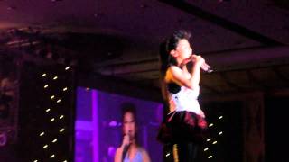 GEM Live in Macau 5 呀GEM表現忘記歌詞 forever love [upl. by Nylecyoj585]