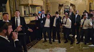 Shulem Lemmer Sings Chad Gadya at Bennett Wedding Take 2 ONE YEAR LATER AJs Wedding Nov 2024 [upl. by Leede]