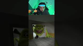 SHREK TAPE EN GARRYS MOD [upl. by Merchant233]