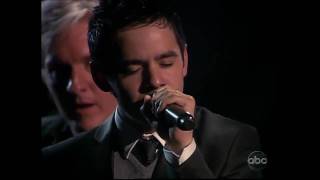 David Archuleta singing Contigo en la distancia at ALMA Awards [upl. by Hahsia]