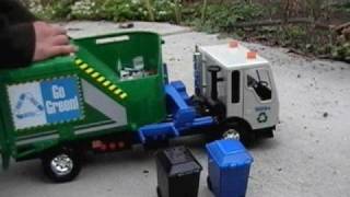 Tonka quotGo Greenquot Garbage Truck Review amp Demo [upl. by Naman]