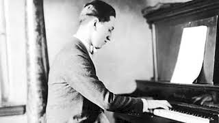 George Gershwin plays Gershwins quotRhapsody in Bluequot High quality [upl. by Enoed]