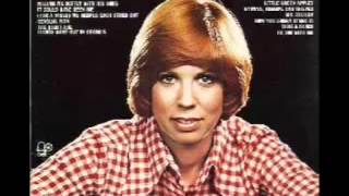 Vicki Lawrence  The Night The Lights Went Out In Georgiamp4 [upl. by Tiffani]