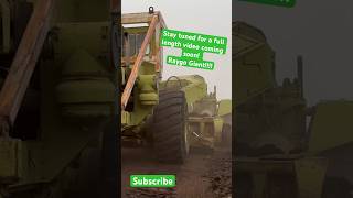 Raygo Giant  big motor grader [upl. by Halet]