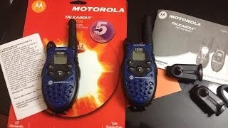 Motorola Talkabout T5720 Quick Unboxing Review [upl. by Assirim]