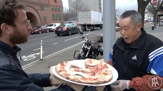 Barstool Pizza Review  The Original Grimaldis Brooklyn NY [upl. by Cornall]