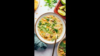 Creamy and Nutritious White Bean Chicken Chili [upl. by Huff207]