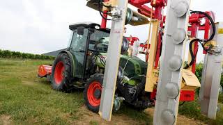 1125 Hectares de vignes dans le GERS  Rognage au DOMAINE TARiQUET avec 11 des 30 machines du parc [upl. by Cunningham]