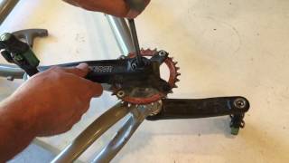 How to remove a mountain bike crank without crank puller tool xtype Race Face selfextracting [upl. by Lattonia]