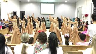 Coreografia Quem Me Vê Cantando Fabiana Anastácio [upl. by Eiramasil]