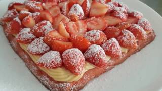 S1 Ep2 Tarte aux fraises quotexpressquot [upl. by Nnylesor]