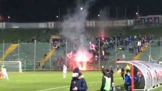 Ultras Ancona accolgono i pescaresi [upl. by Eninotna]