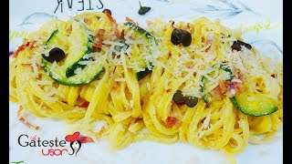 Reteta de Spaghete Carbonara cu Bacon si Dovlecei [upl. by Pippas]