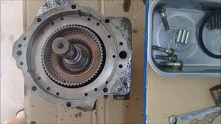 Borg WARNER 72 C Velvet VDRIVE REBUILD PART 2 [upl. by Dexter]