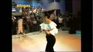 Pelotero a la bola  Banda El Mexicano con El Escandalo  En Vivo  1993 [upl. by Annai599]