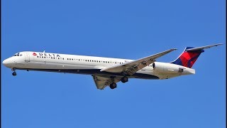 Delta Airlines MD88 Economy Class Full Flight Atlanta to Dallas Engine View [upl. by Christos788]