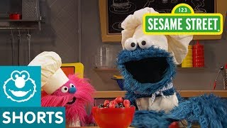 Sesame Street Porridge Oatmeal  Cookie Monsters Foodie Truck [upl. by Aicilaf433]