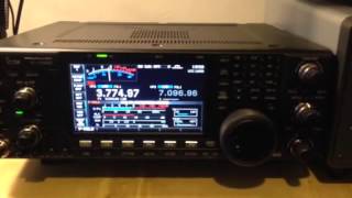 Icom 7600  first impressions [upl. by Nivlac]