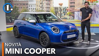 Mini Cooper 2024  Più piccola e con interni WOW 😱 [upl. by Mutz]